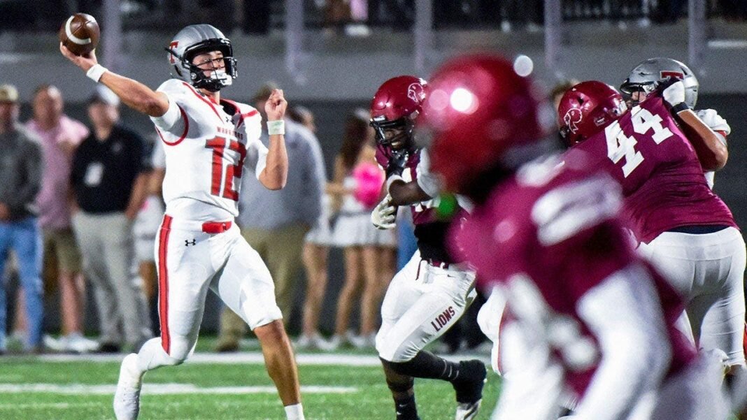 Alabama QB record-breaking touchdown pass leaves fans stunned