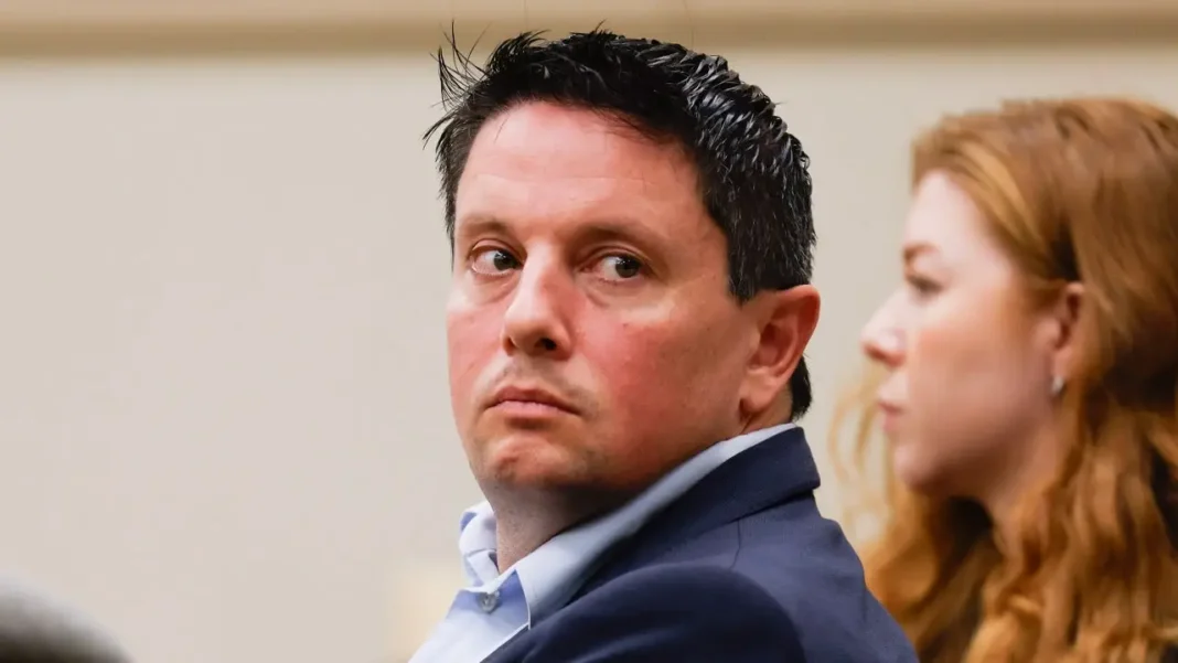 Ex-Windsor mayor Dominic Foppoli ordered to pay M in assault case