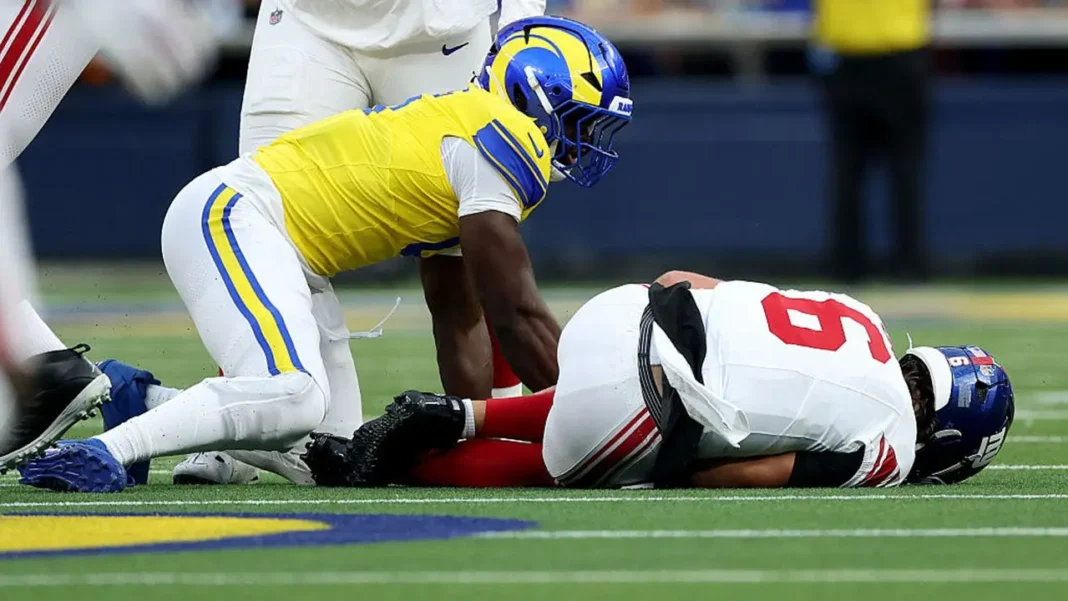 Giants quarterback Jaxson Dart suffers knee injury vs Rams, MCL concerns