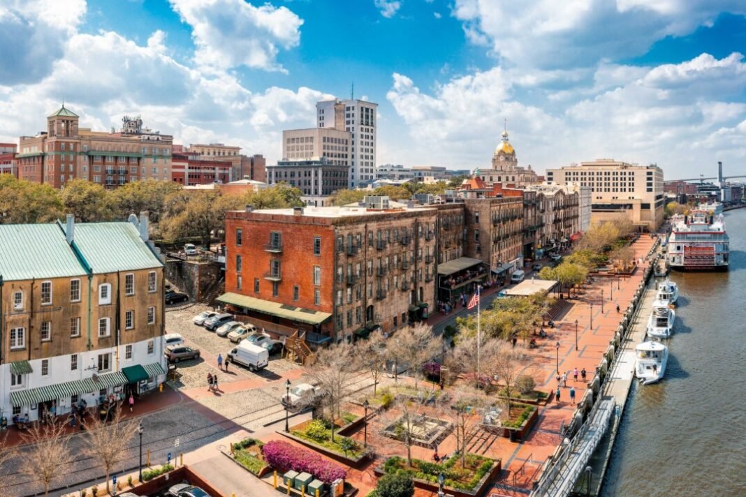 Beauty of Savannah: Timeless Southern Elegance