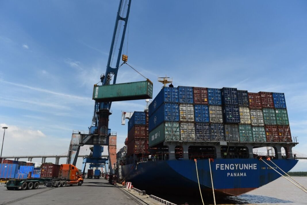 China–US Trade Tensions Drive Vietnam’s Economic Surge